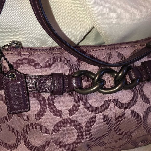 Coach shoulder bag - Picture 2 of 7